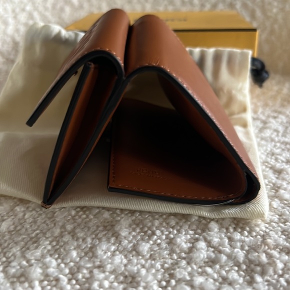 FENDI Roma Micro Trifold Wallet - Picture 2 of 7